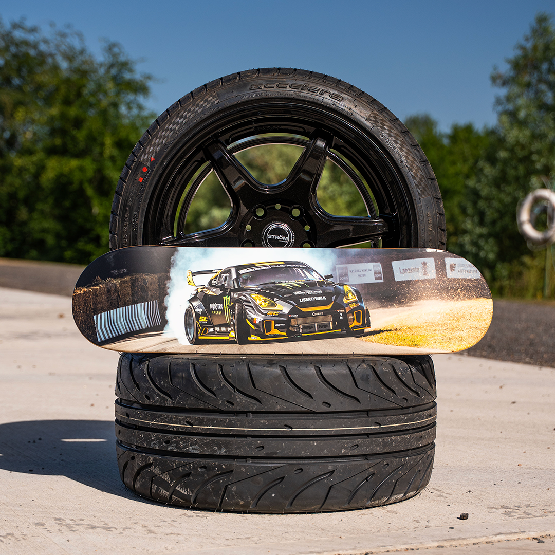 GT-R Skateboard Deck