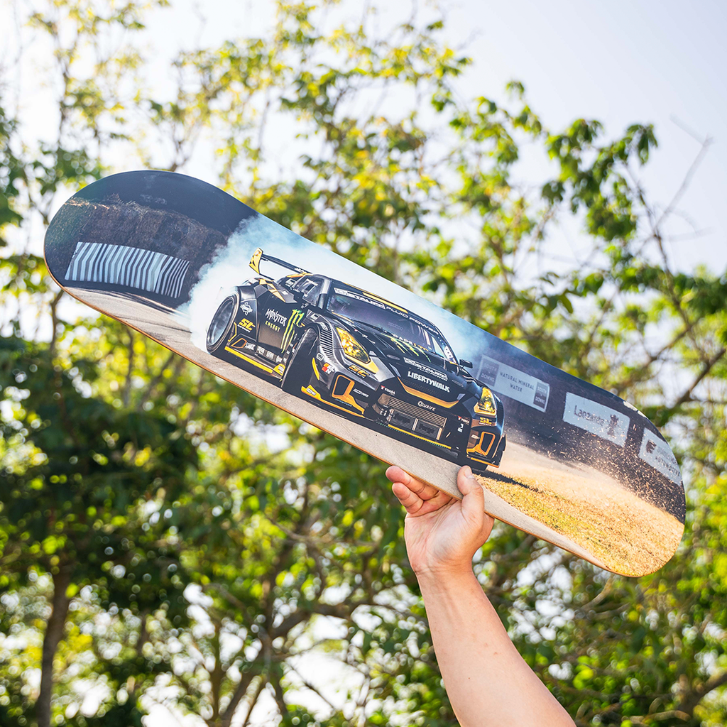 GT-R Skateboard Deck