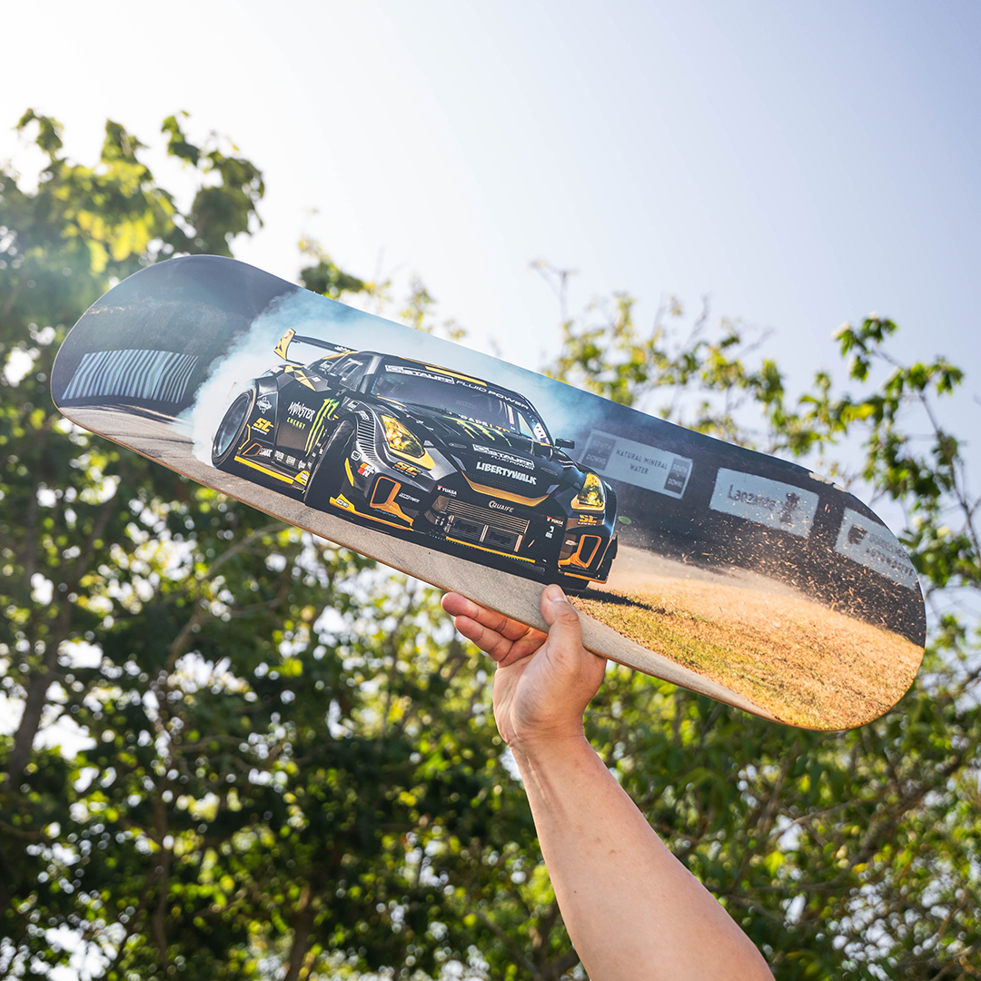 GT-R Skateboard Deck